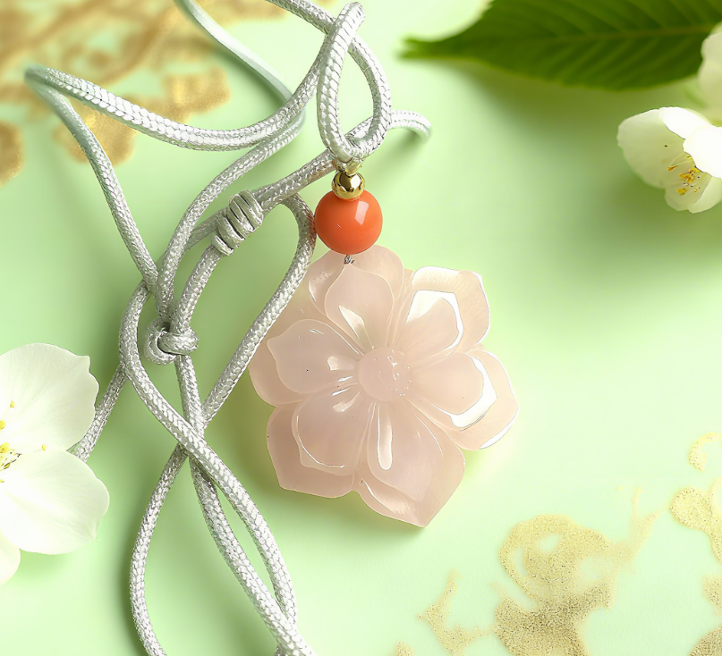 D150 Sakura Petal Pendant · Soft Pink